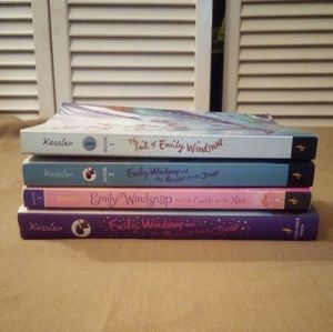 Tales of Emily Windsnap Bunde